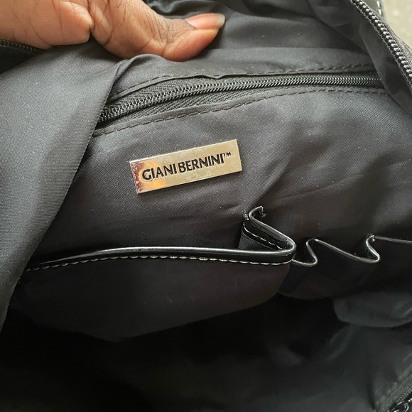 Giani Bernini Black Signature Soft Shoulder Bag Large Purse Tote Shoulder Bag - Picture 6 of 14